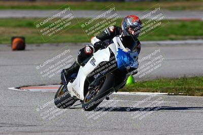 media/Jan-21-2023-Fastrack Riders (Sat) [[fcf3f88a30]]/Level 2/Session 4 Turn 6-Mountian Shot/